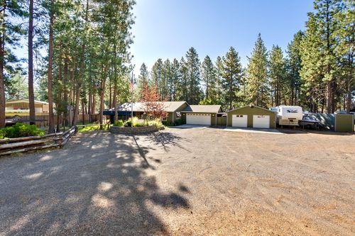 19275 Cherokee Rd, Bend, OR, 97702-8966 | Card Image
