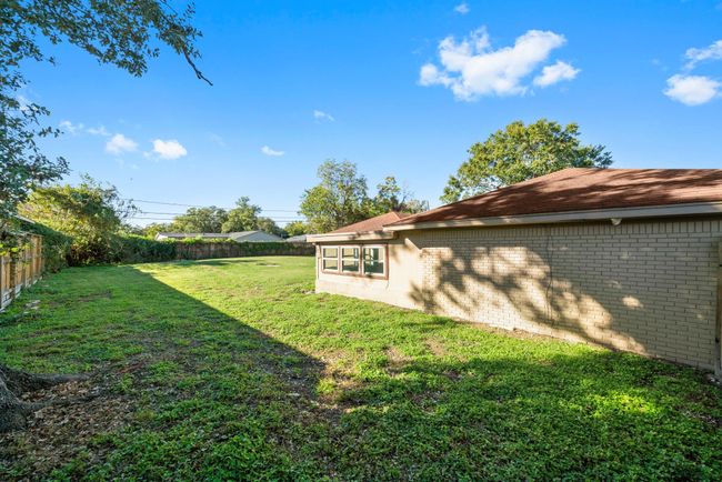1723 Campbell Rd, House other with 3 bedrooms, 3 bathrooms and 1 parking in Houston TX | Image 23