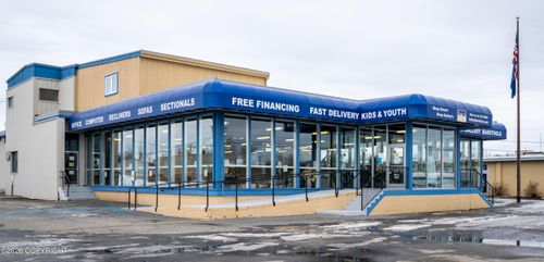 1916 S Cushman St, Fairbanks, AK, 99701-6610 | Card Image