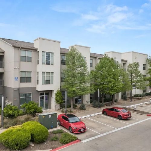 1229-7200 Easy Wind Dr, Austin, TX, 78752-2151 | Card Image