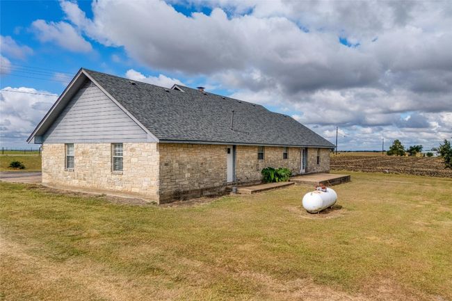 615 County Road 357, House other with 3 bedrooms, 2 bathrooms and 2 parking in Granger TX | Image 28