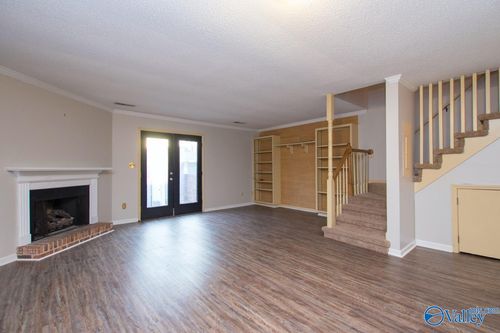 2632 Whitesburg Drive Se, Huntsville, AL, 35801 | Card Image