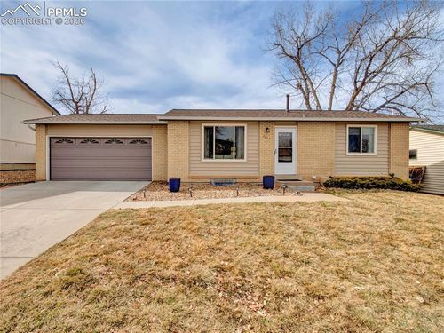 6523 S Field Way, Littleton, CO, 80123-3349 | Card Image