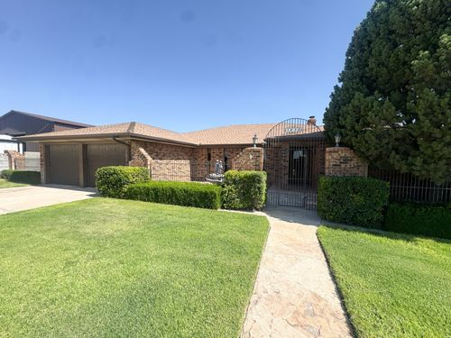 1810 W Millen Dr, Hobbs, NM, 88242-9717 | Card Image