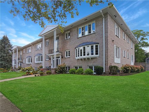 un700-820 East Ave, Rochester, NY, 14607-2164 | Card Image