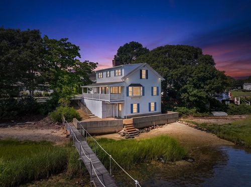 584 Circuit Ave, Bourne, MA, 02559 | Card Image