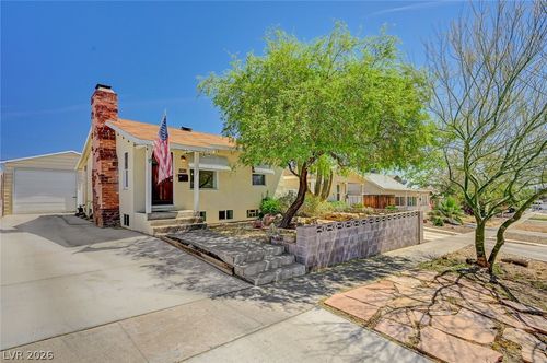 629 Avenue L, Boulder City, NV, 89005-3015 | Card Image