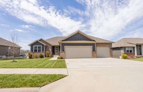 2109 Buckhorn Rd, Ozark, MO, 65721-8531 | Card Image