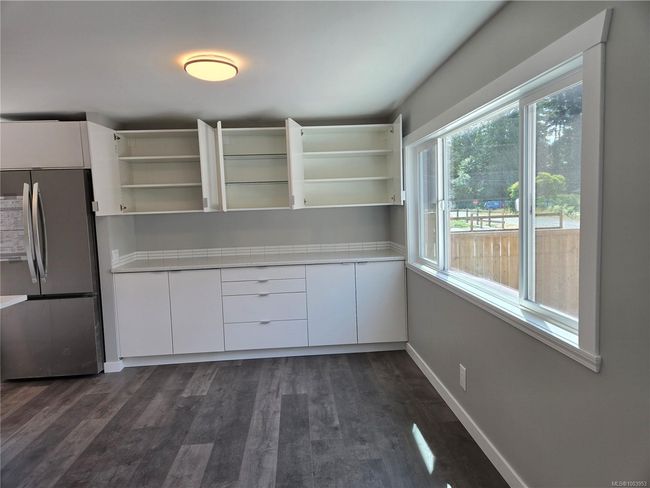 833 William St, House other with 3 bedrooms, 2 bathrooms and 4 parking in Parksville BC | Image 5