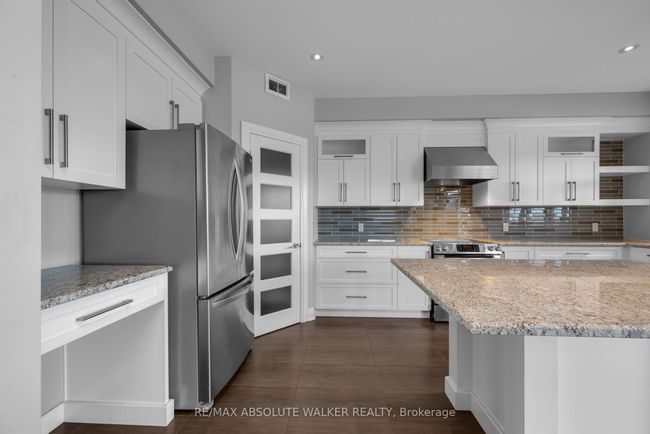 5617 Maklynne Way, House other with 5 bedrooms, 3 bathrooms and 9 parking in Vars ON | Image 15