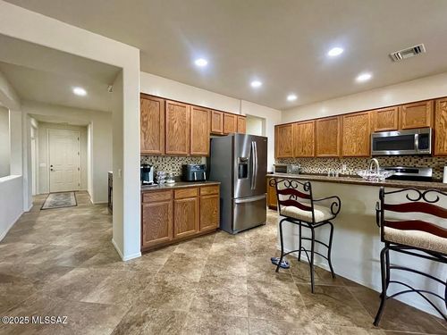 1076 E Empire Canyon Ln, Sahuarita, AZ, 85629-6707 | Card Image