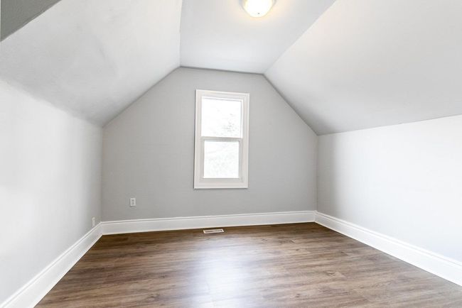 139 Tragina Ave N, House other with 3 bedrooms, 1 bathrooms and null parking in Hamilton ON | Image 16