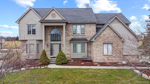1340 Crowndale Ln, Canton, MI, 48188-6210 | Card Image