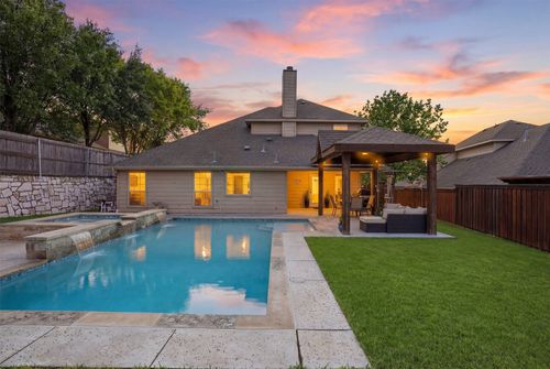 8600 Laughing Waters Trl, Mckinney, TX, 75070-6138 | Card Image