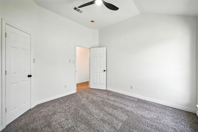 713 Madeline Ct, House other with 3 bedrooms, 2 bathrooms and null parking in Azle TX | Image 21