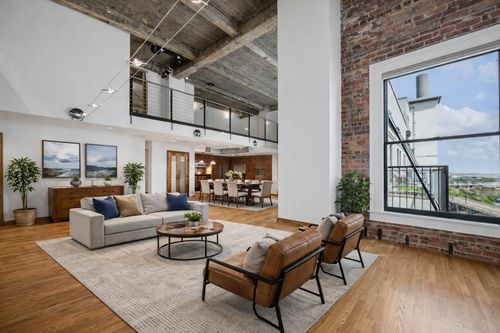 unit-9l-915 Franklin St, Houston, TX, 77002-1733 | Card Image