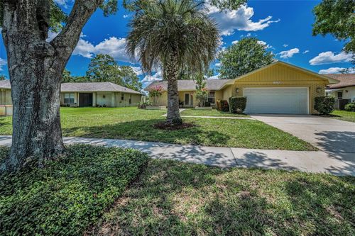 1334 Glengarry Dr, PALM HARBOR, FL, 34684-2328 | Card Image