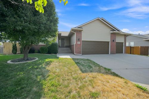 5112 N Saker Cir, Wichita, KS, 67219-3073 | Card Image