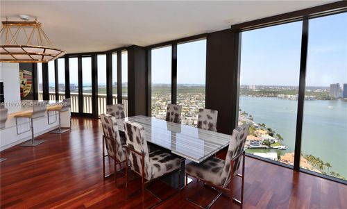ph2-1000 Island Blvd, Aventura, FL, 33160 | Card Image