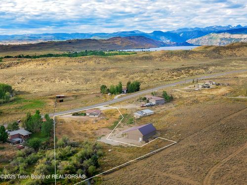 152 Fremont Lake Rd, Pinedale, WY, 82941-5214 | Card Image
