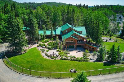 53096 Township Road 232, House detached with 6 bedrooms, 7 bathrooms and 3 parking in Bragg Creek AB | Image 1