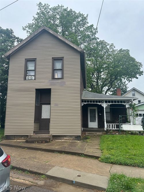 638 Walnut Road Sw, Massillon, OH, 44647 | Card Image