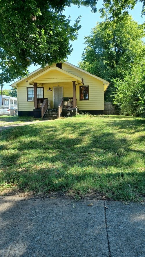 1738 17th Ave N, Nashville, TN, 37208-2059 | Card Image