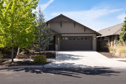 21189 Capella Pl, Bend, OR, 97702-3620 | Card Image