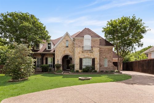 663 Links View Ct, Grand Prairie, TX, 75052-6688 | Card Image
