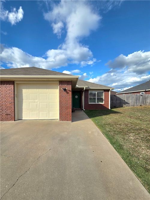 207 Marietta Ct, Rogers, AR, 72758 | Card Image