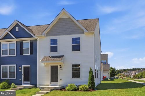 275 Colston Rd, CHARLES TOWN, WV, 25414-5859 | Card Image