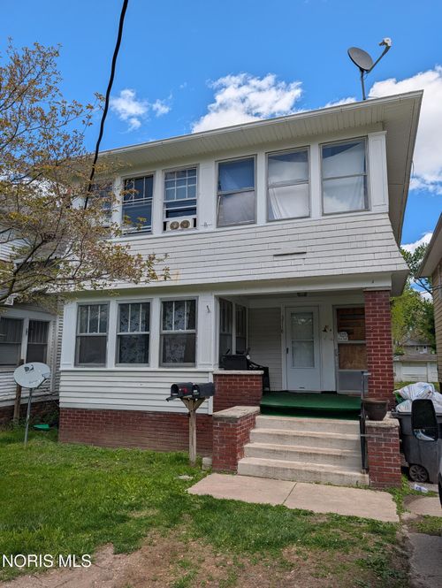 3716 Willys Pkwy, Toledo, OH, 43612-1017 | Card Image