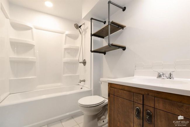 5921 Sharm Dr, House other with 3 bedrooms, 2 bathrooms and null parking in Manhattan KS | Image 30