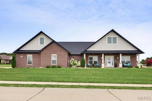 272 Orange Bowl Dr, Cape Girardeau, MO, 63701-4638 | Card Image