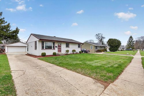 7418 Orion Street, Loves Park, IL, 61111 | Card Image