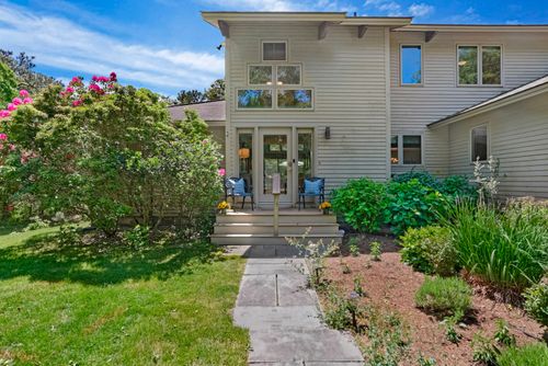 18 Puritan Dr, Oak Bluffs, MA, 02557-7177 | Card Image