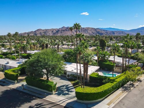 823 E San Lucas Rd, Palm Springs, CA, 92264-8183 | Card Image