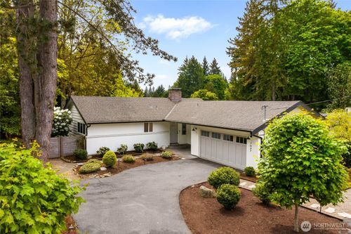 7047 Ne 138th St, Kirkland, WA, 98034-5012 | Card Image