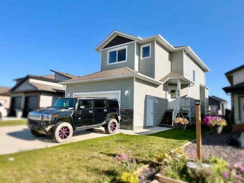 10207 126 Avenue, Grande Prairie, AB, T8V6J3 | Card Image