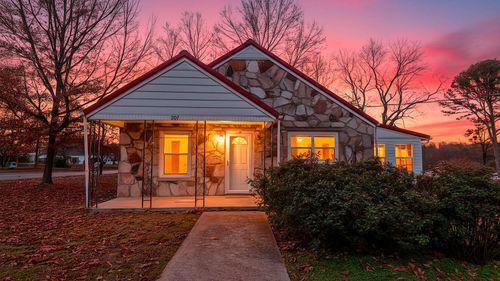 207 Dunigan St, Alton, MO, 65606-8349 | Card Image