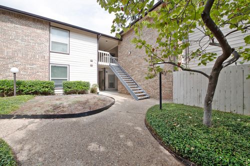 17-7107 Holly Hill Drive, Dallas, TX, 75231 | Card Image