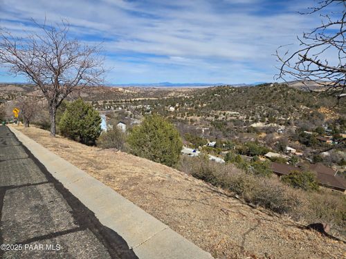 1300 Newport Ridge Dr, Prescott, AZ, 86303-5897 | Card Image