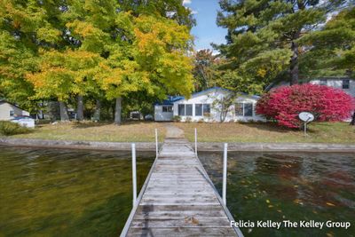 6390 Lake Street, House other with 2 bedrooms, 2 bathrooms and null parking in Newaygo MI | Image 2