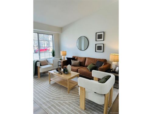 9585 Castle Ridge Cir, Highlands Ranch, CO, 80129-5702 | Card Image