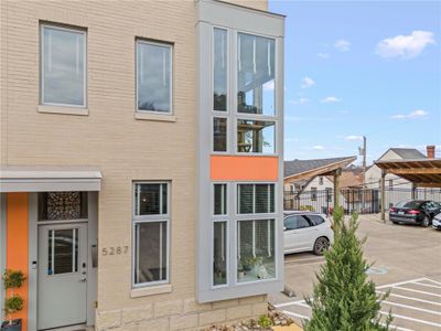 3-story townhouse with rooftop. | Image 2