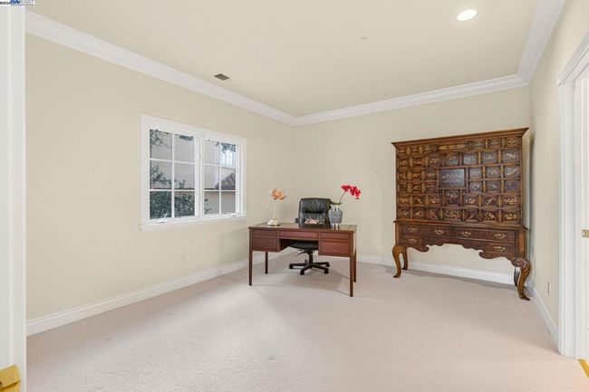 11 La Strada Ct, House other with 5 bedrooms, 5 bathrooms and 2 parking in Burlingame CA | Image 50