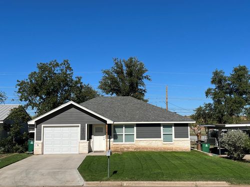 2820 Field St, San Angelo, TX, 76901-1840 | Card Image