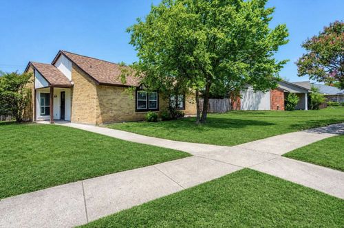 514 Matterhorn St, Cedar Hill, TX, 75104-2837 | Card Image