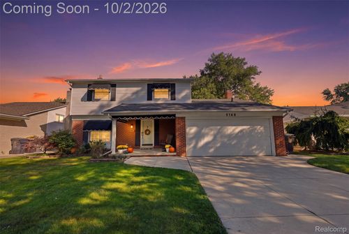 3740 Brookshire St, Trenton, MI, 48183-3969 | Card Image