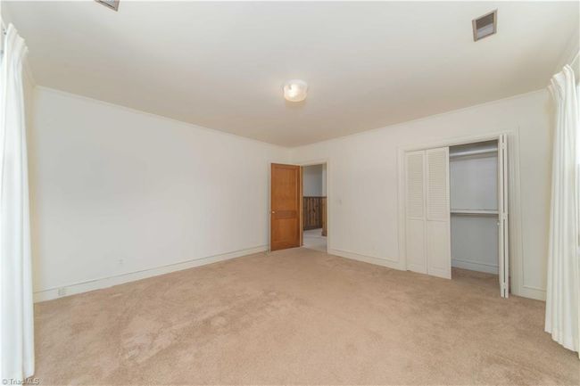 2025 W Main St, House other with 3 bedrooms, 2 bathrooms and null parking in Yadkinville NC | Image 38